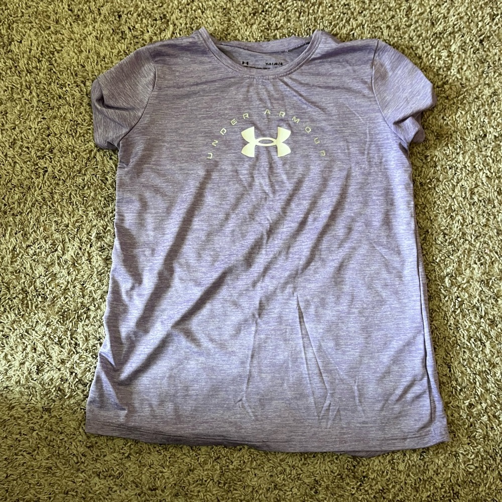 Under Armour Youth Large Lavender T shirt